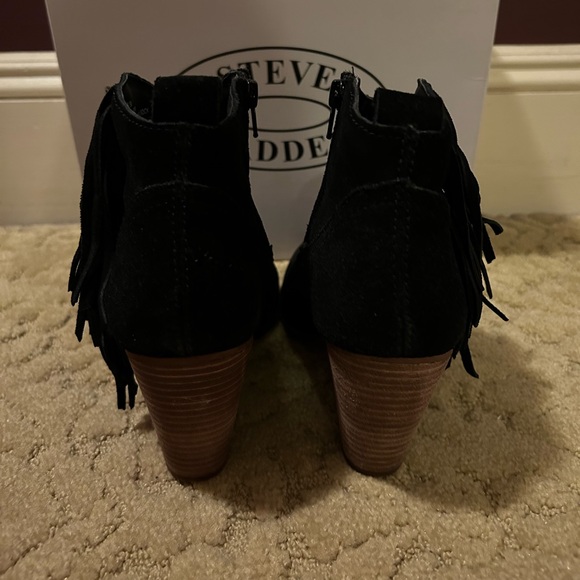 Women’s Steve Madden Bootie size 9.5 - Picture 2 of 4